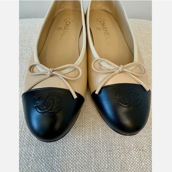 CHANEL Lambskin Beige/Black Classic Ballet Flats shoes Size 38.5 - Picture 16 of 17